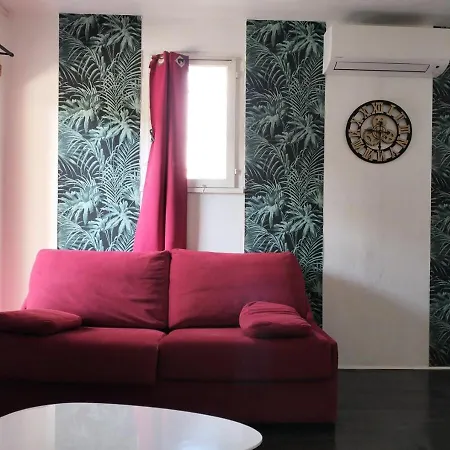 아파트 F1 Bas De Villa, Calme, Proche Plage Et Commerces 르프라데